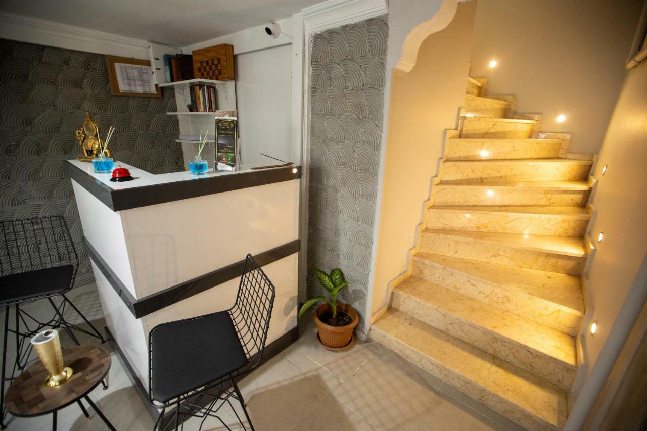 Gold Rose Apart Appartement Istanboel Buitenkant foto